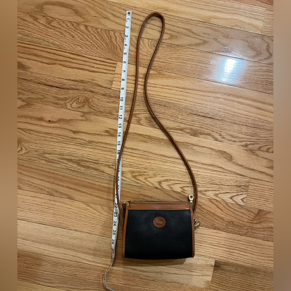 Dooney & Bourke Vintage Crossbody Bag - Picture 5 of 6